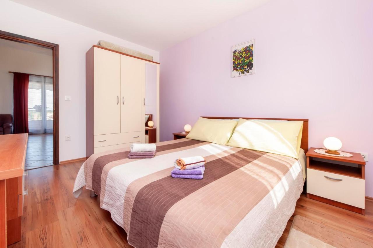 Apartments Adria Ровінь Екстер'єр фото