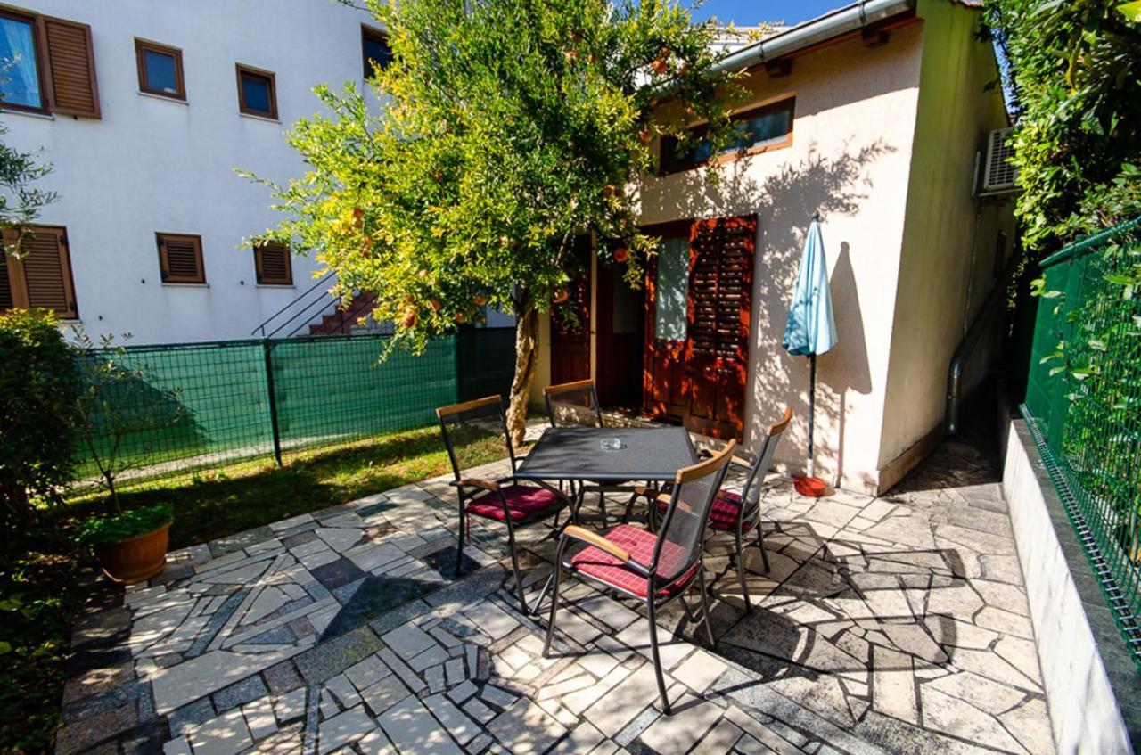 Apartments Adria Ровінь Екстер'єр фото