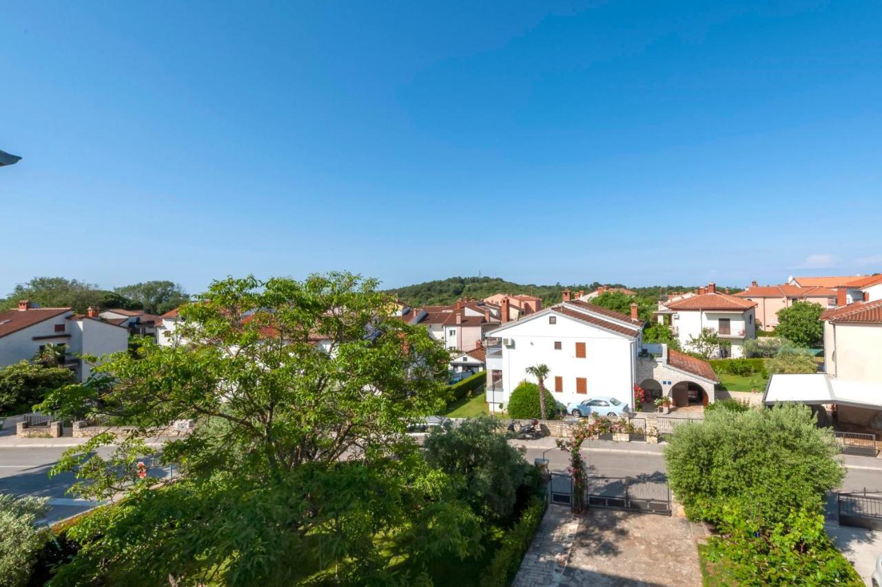Apartments Adria Ровінь Екстер'єр фото